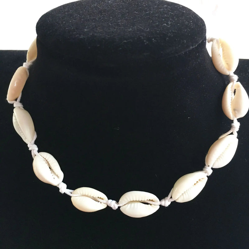 Hawaiian Style Shell Collarbone Necklace