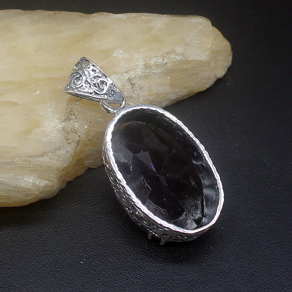 Vintage Oval Shape Amethyst Silver Charm Necklace Pendant for Women