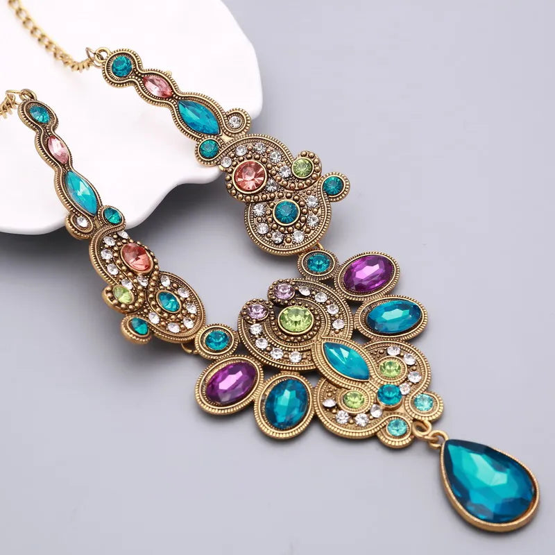 Hesiod Pink Rhinestone Necklace Pendant Vintage Lady Choker Necklace