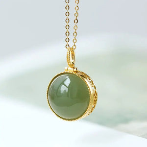 Elegant Hetian Jade Incense Box for Buddha Statue Perfume Bag Pendant