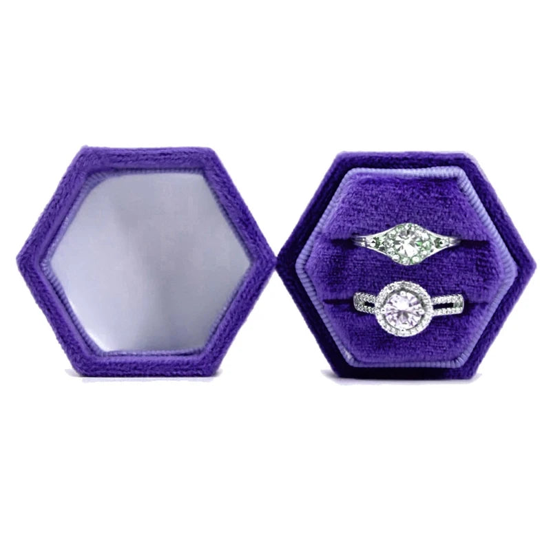 Vintage Double Ring with Detachable Lid for Proposal Engagement