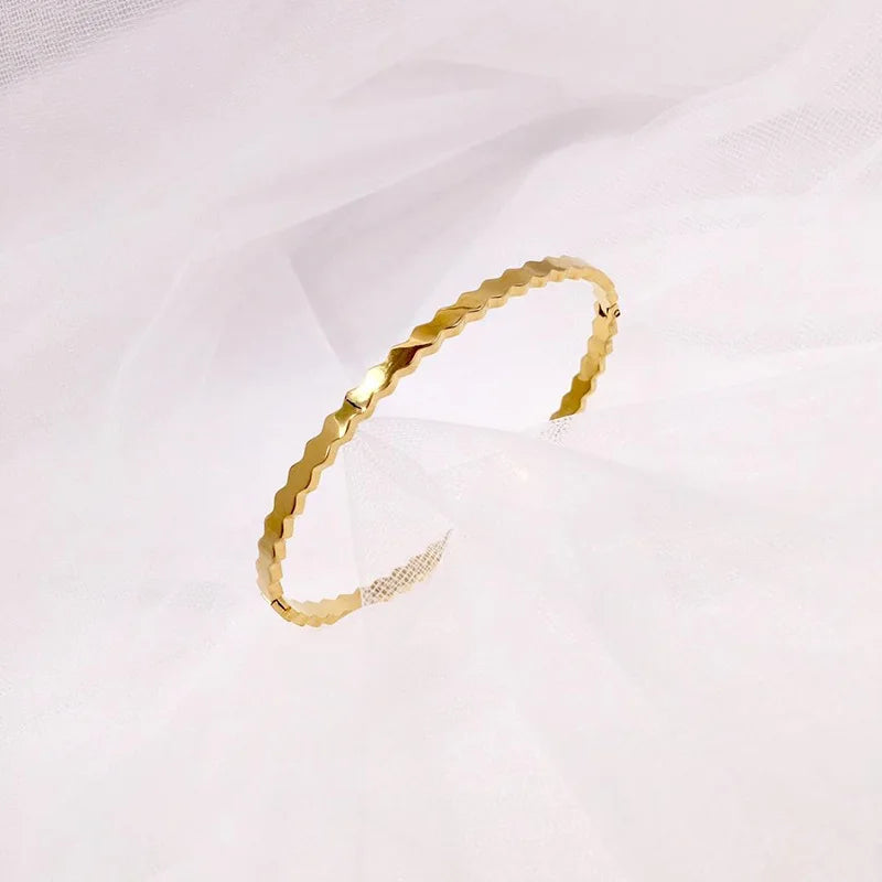 925 Silver & Plated Honeycomb Bracelet - Smooth Surface Bangle Style
