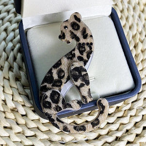 Leopard Animal Brooches For Women Acrylic Safety Pins Jewelry
