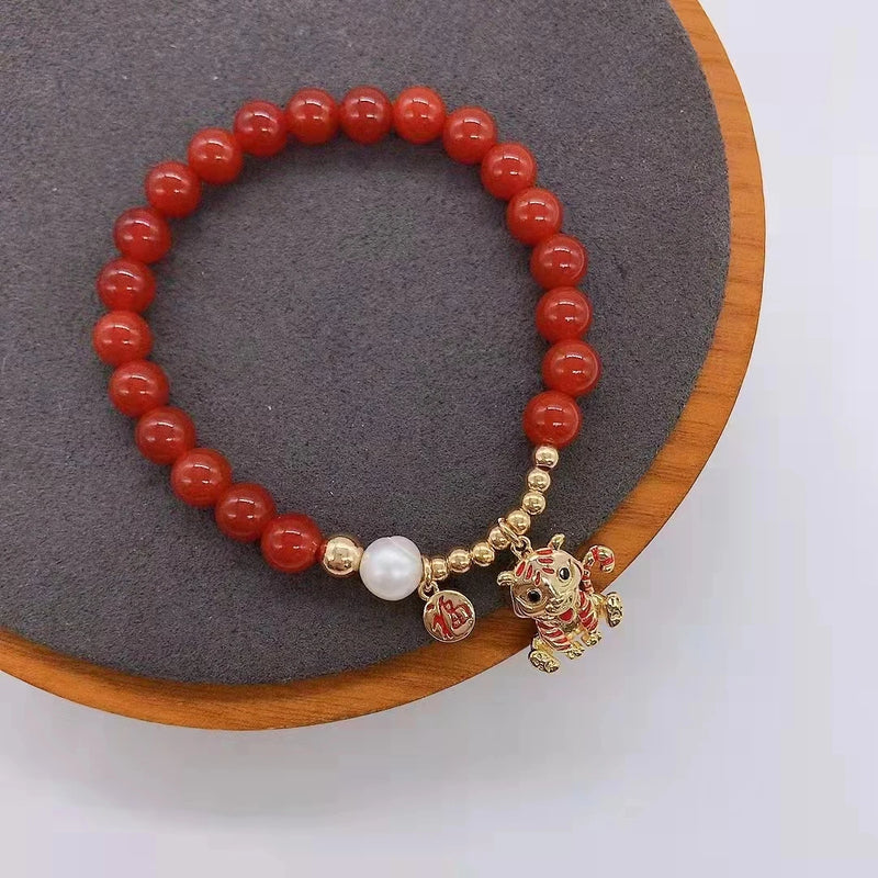 Red Agates Beads Bracelet with Tiger Pendant