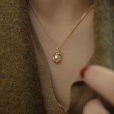 18k Peanut Pearl Pendant Necklace with Shell Collarbone Chain