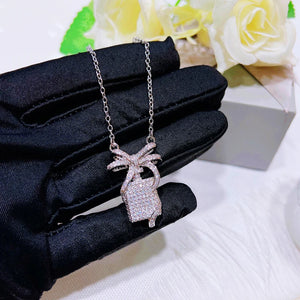 Women's Bowknot Pendant Necklace with Zircon Inlay