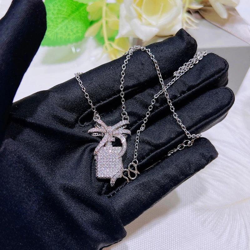 Women's Bowknot Pendant Necklace with Zircon Inlay