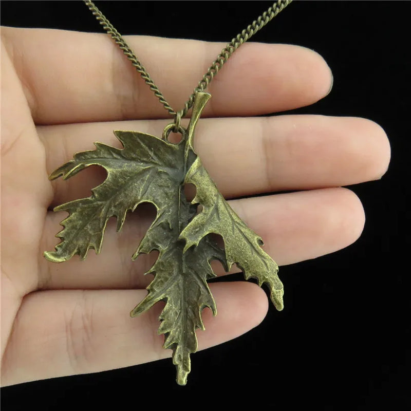 Hemp Leaf Weed Pendant Necklace Vintage Maple Leaves Collier for Women