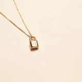 Hiyong Letter Necklace Lock Portrait Pendants Necklaces Metal Key Heart