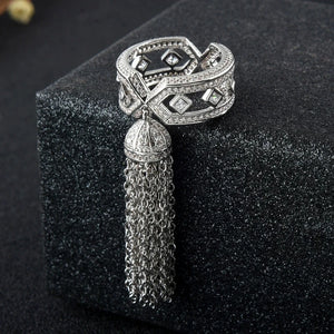 Vintage Rhombus Shield Crystal Tassel Finger Ring