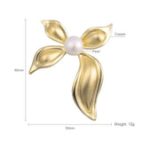 Natural Pearl Spike Brooch Leaf Shape 7-8mm Freshwater Pearl Pins for Women