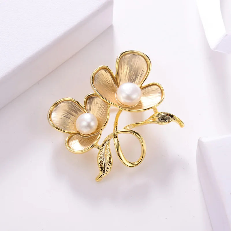 Copper Flower Pearl Brooch for Women Girl Party Jewelry