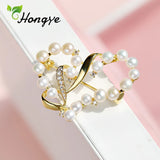 Hollow Heart Natural Pearl Brooch for Women And Brooch Pins Dresses Coat