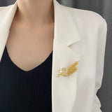 Elegant Titanium Steel Pearl Brooch Jewelry