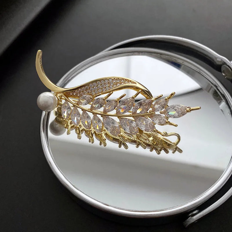 Titanium Steel Leaf Pin Women's Brooch Jewelry Gift