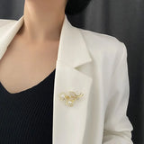 NewLight Personality Temperament Flower Pearl Women's Brooch