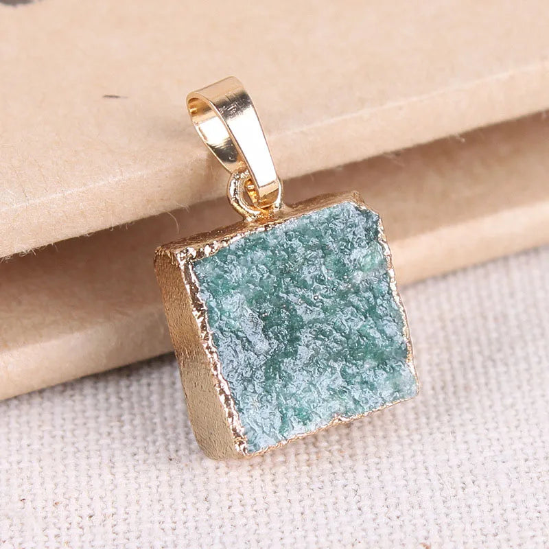 Green Dongling Stone Pendant Necklace for Women, Square Sweater Chain Accessory