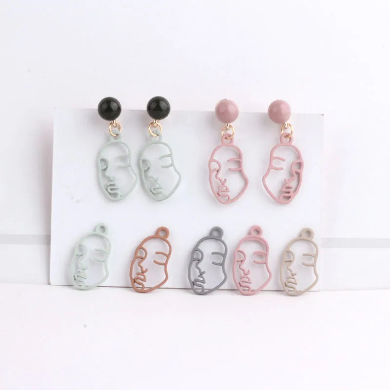 100pCs Hollow Out Human Face Rubber Enamel Alloy Charms 11*21MM