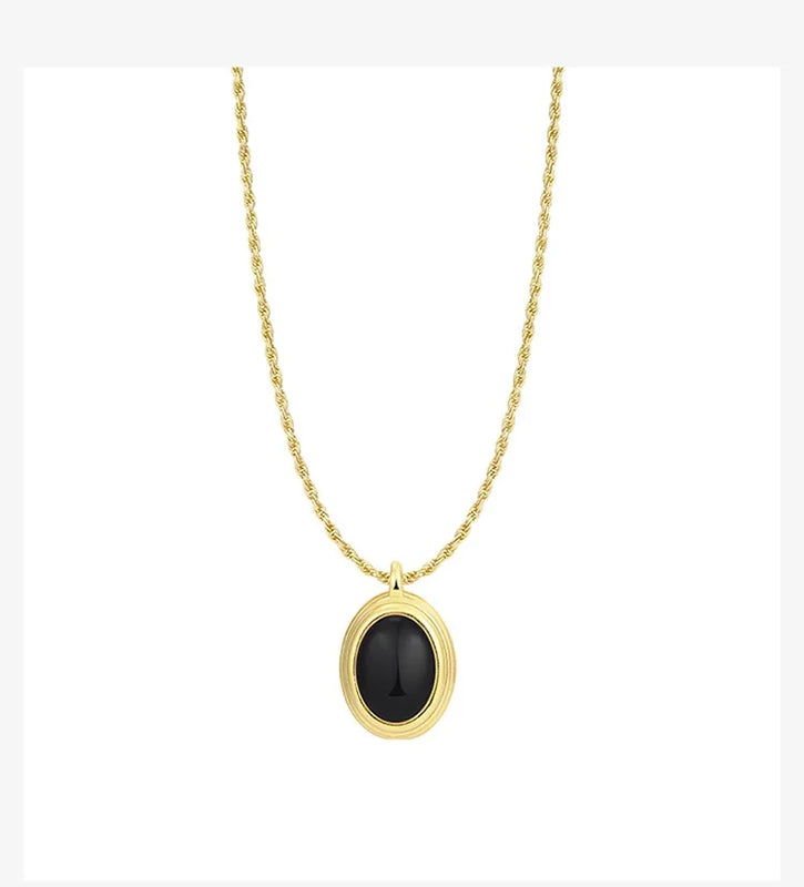 Vintage Pendant Necklace for Women Golden Choker Chain Retro French Jewelry