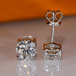 D VVS1 Moissanite Stud Earrings 925 Silver Four Claw Earrings For Women