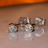 D VVS1 Moissanite Stud Earrings 925 Silver Four Claw Earrings Gift
