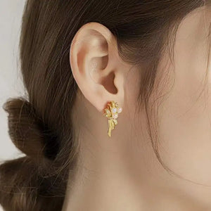 4-4.5mm Freshwater Pearl 14KGP Bougainvillea S925 Stud Earrings