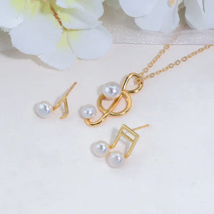 5-7mm Round Freshwater Pearl Necklace and Stud Earrings Set