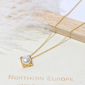 Freshwater Pearl Necklace and Earrings Set