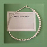 Gradient Size Bright Pearl Clavicle Chain