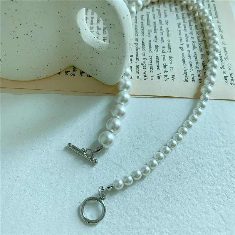 Gradient Size Bright Pearl Clavicle Chain