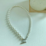 Gradient Size Bright Pearl Clavicle Chain