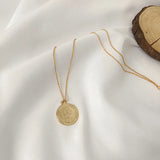 Wind Personality Coin Necklace Queen Head Portrait Set