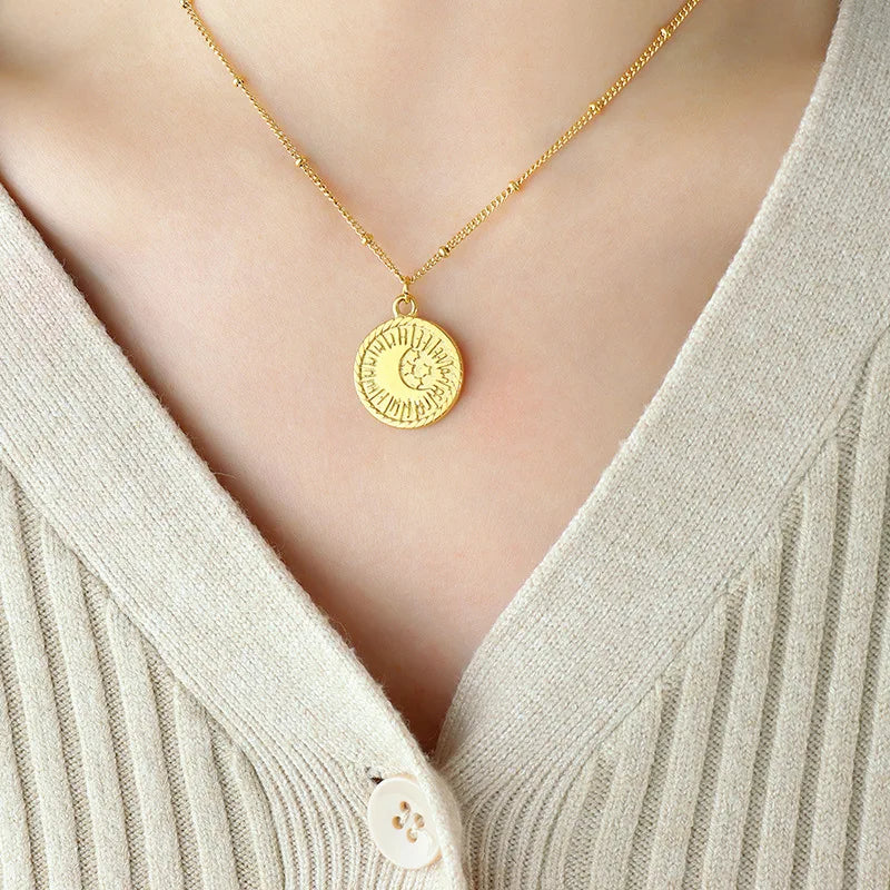 Celeb The Same Sun Star Moon Pendant Necklace Titanium Steel Gold-Plated