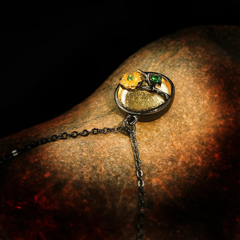 Retro Pendant Necklace for Women CZ Filled Clavicle Chains