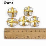 Natural Freshwater Pearl Accessories with Metal Plated Decoration