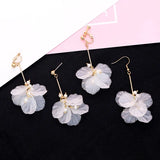 Summer Pearl Clip Earrings, Sweet Flower Brincos