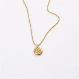 Luxurious Snail Pendant Choker Necklace