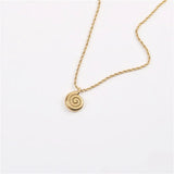 Luxurious Snail Pendant Choker Necklace