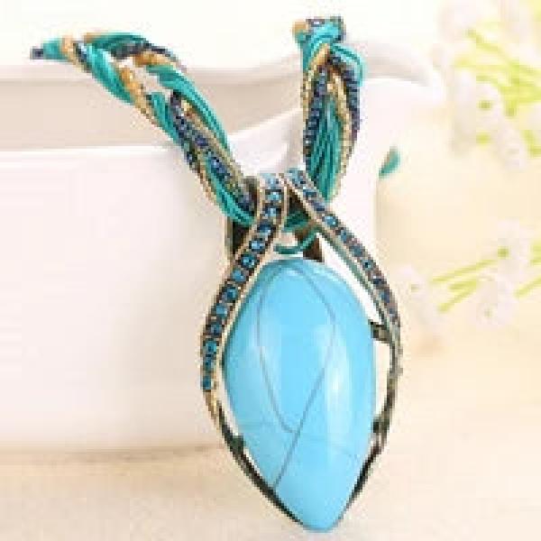 Vintage Teardrop Resin Choker Necklace Rhinestones Pendant XL016