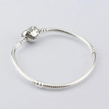 925 Silver Sparkling Heart Clasp Snake Chain Bracelet for Women
