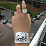 Cuty Ancient Silver Horse Bangle for Women