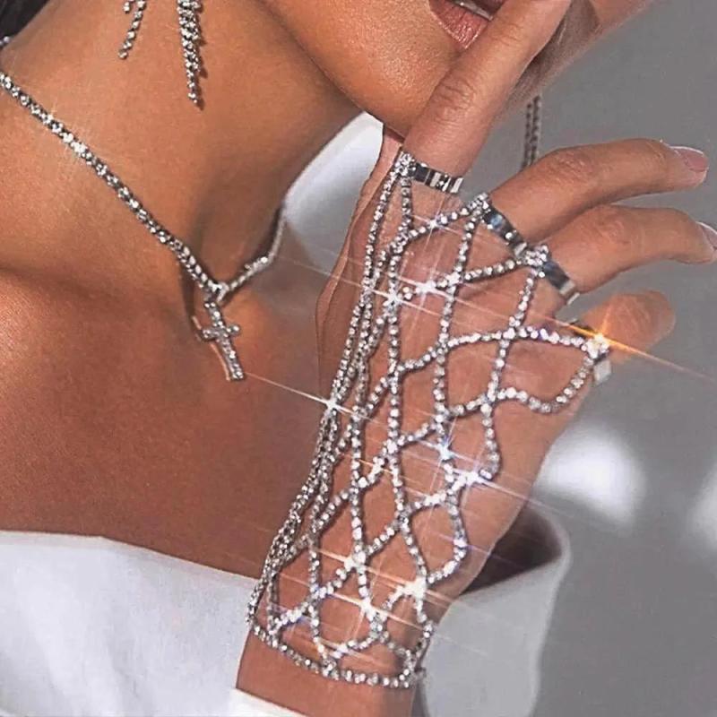 Kpop Rhinestone Mesh Finger Bracelet, Diamond Crystal Hand Chain with Ring