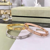 Donia Four-Leaf Flower Zircon Ladies Bracelet