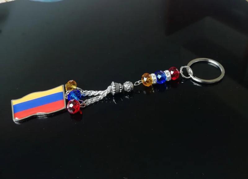 2PC/Lot Armenia flag necklace, bracelet, keychain