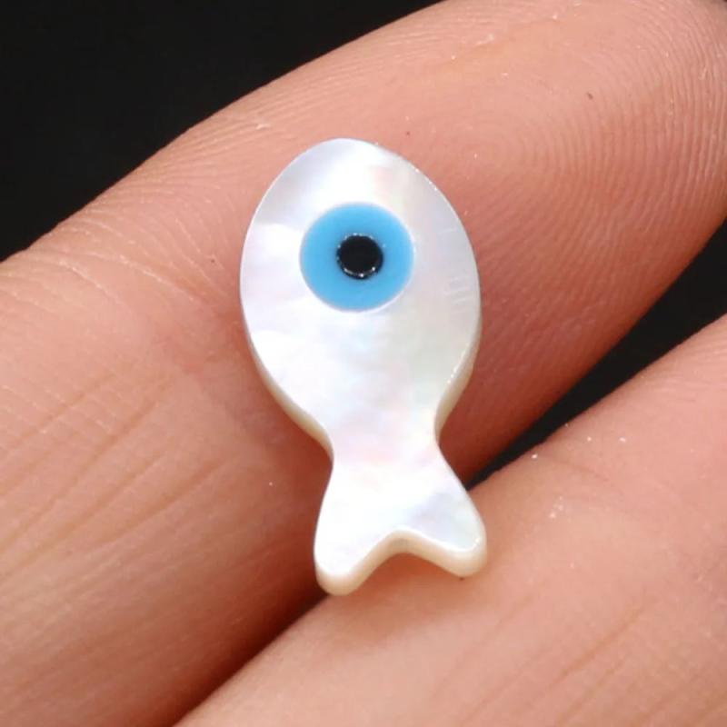 15PCS Natural Freshwater Shells Fish Shape Eyes Beads DIY Jewelry Making