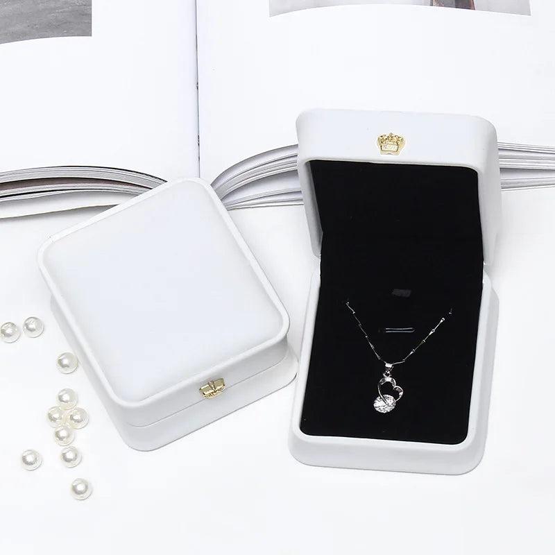 Rose Gold/Navy Blue/Green Pu Crown Buckle Pendant Necklace Jewelry Box