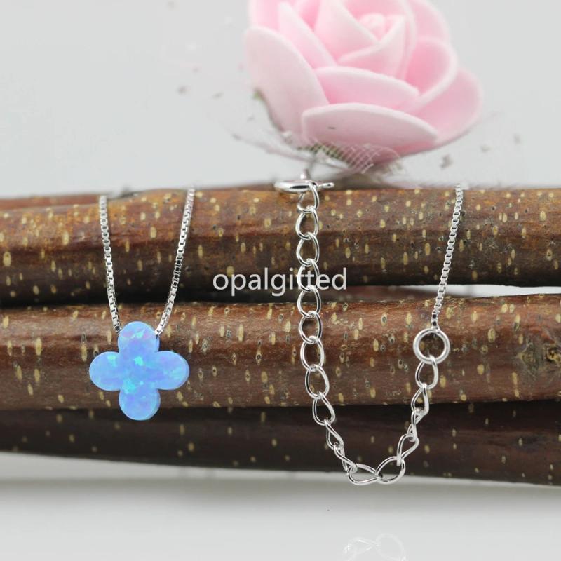 Lab OP06 Light Fire Opal Flower Pendant Necklace S925 Silver