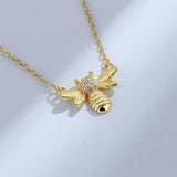 ZFSILVER S925 Sterling Silver Diamondset Honeybee Bee Necklace
