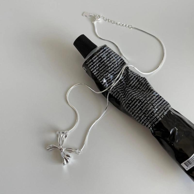 925 Silver Bow Snake Bone Necklace Pendant Personality Collar Jewelry
