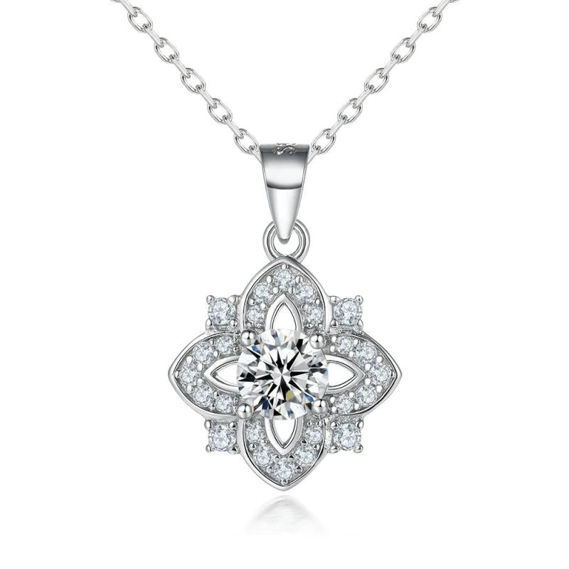 Four-Leaf Clover Flower Necklace S925 Sterling Silver Zircon